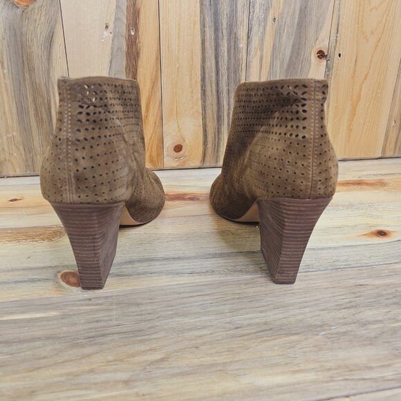 Vince Camuto Kainan Perforated Peep Toe Bootie - Picture 5 of 8